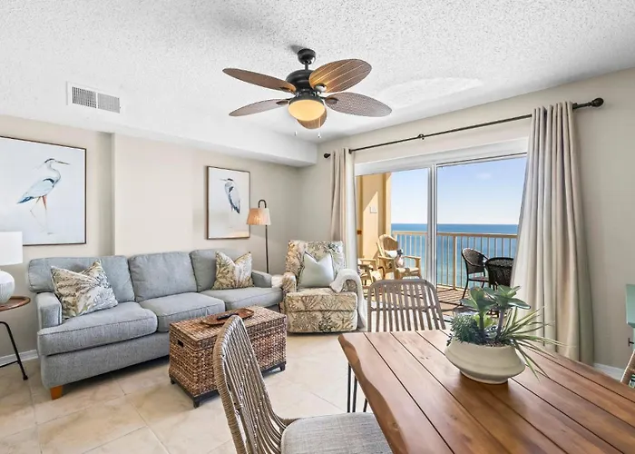 Royal Palms 1006
